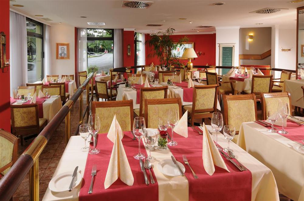 Western President Hotel