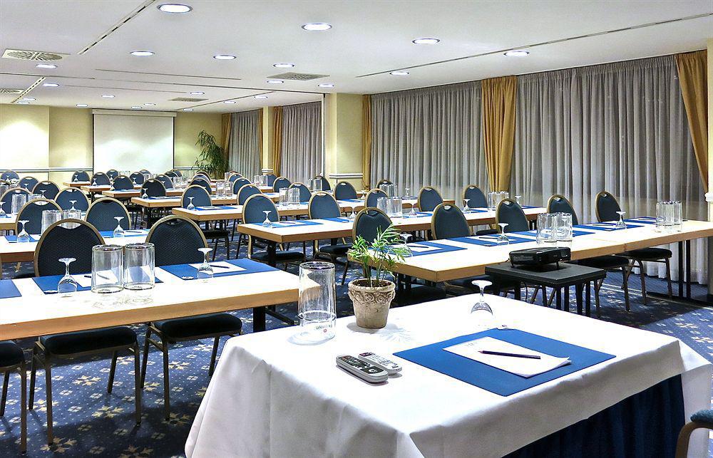 Western President Hotel